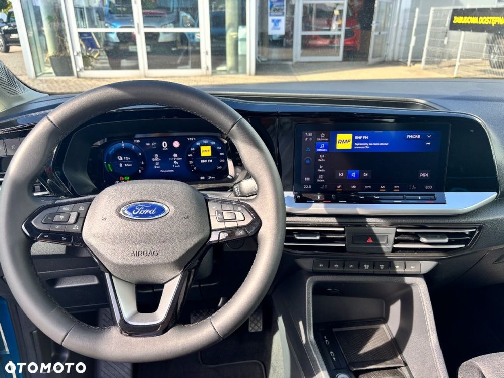 Ford Tourneo Connect Grand - 25