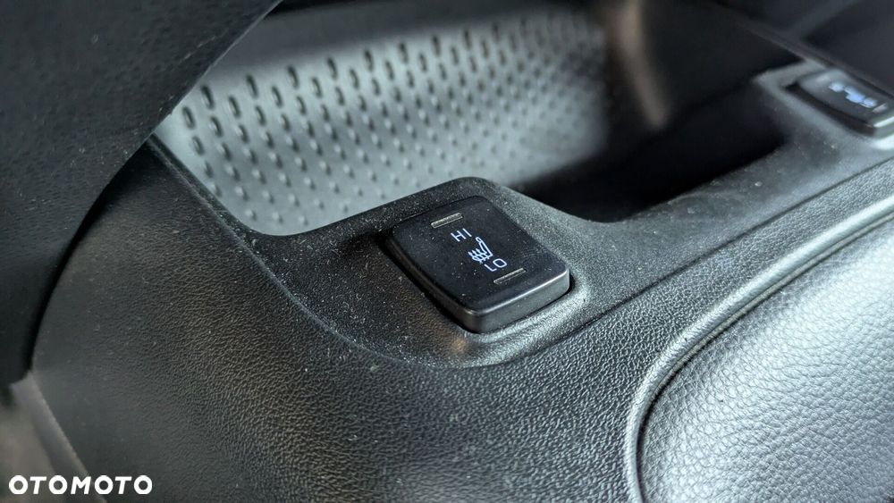 Toyota Corolla 1.8 Hybrid Comfort - 19