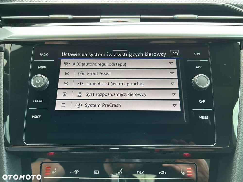 Volkswagen Arteon 2.0 TSI 4Motion R DSG - 32