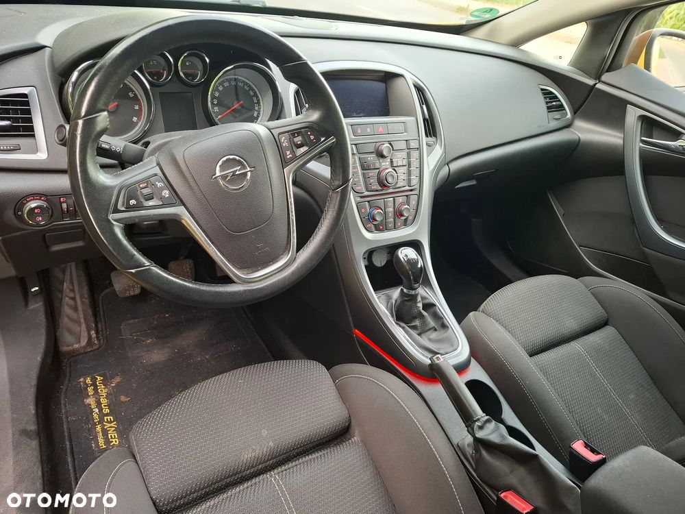 Opel Astra - 8