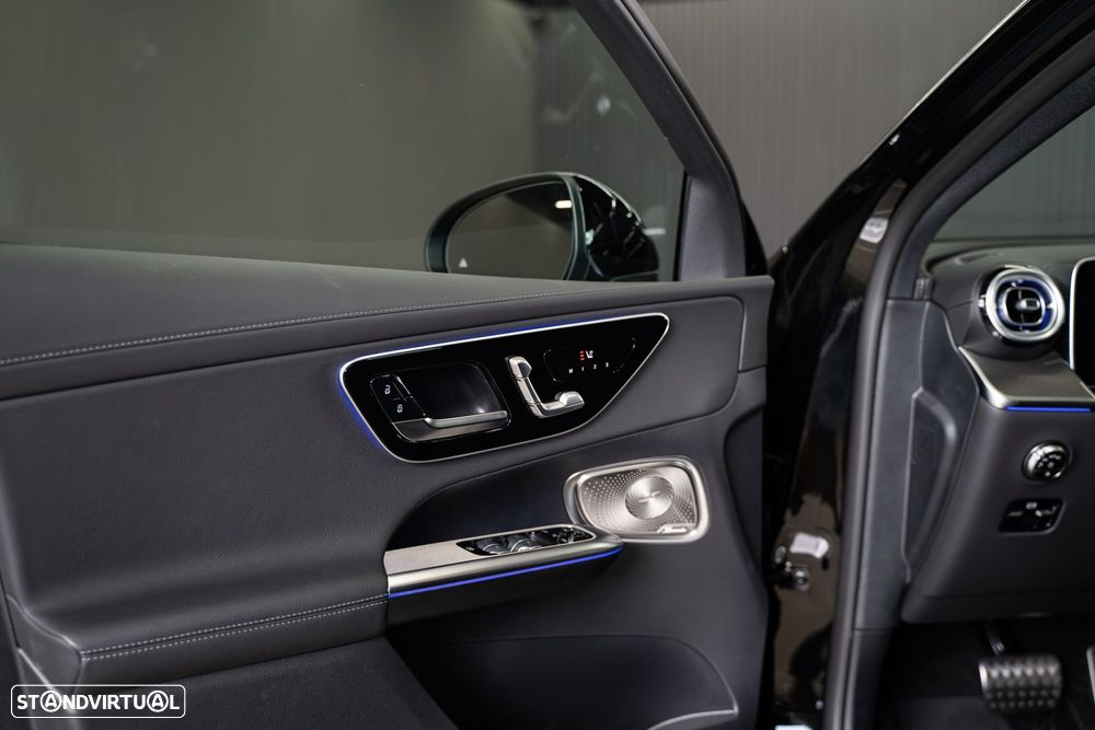 Mercedes-Benz GLC 300 de Coupe 4Matic 9G-TRONIC AMG Line Advanced - 21