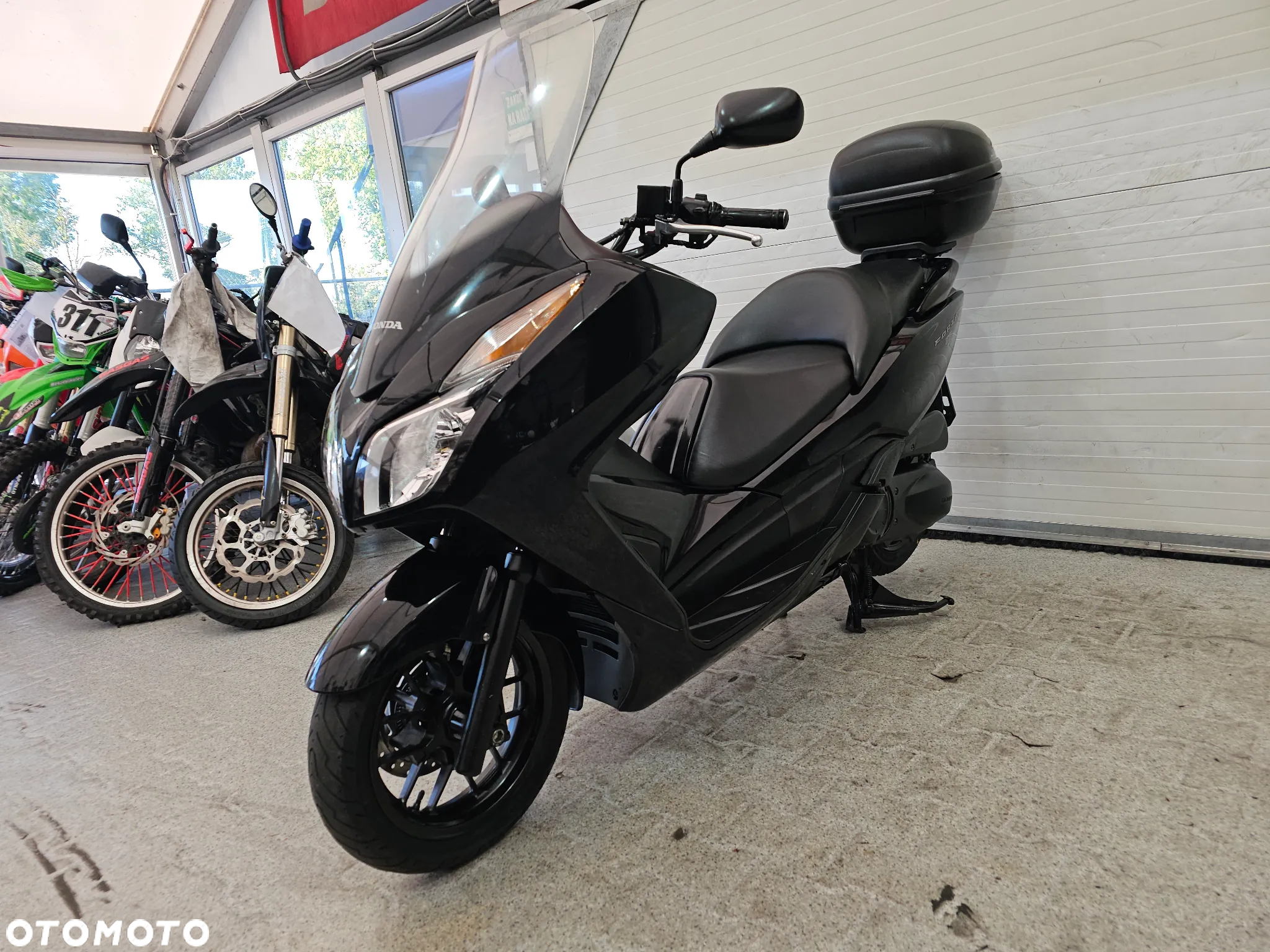 Honda NSS - 16