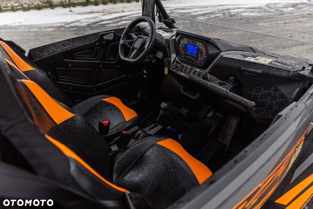 Polaris RZR - 22