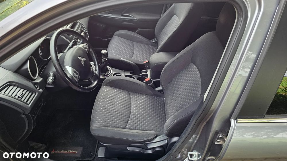 Mitsubishi ASX - 18
