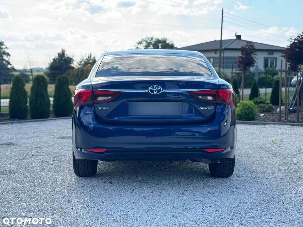 Toyota Avensis 2.0 D-4D Prestige - 26