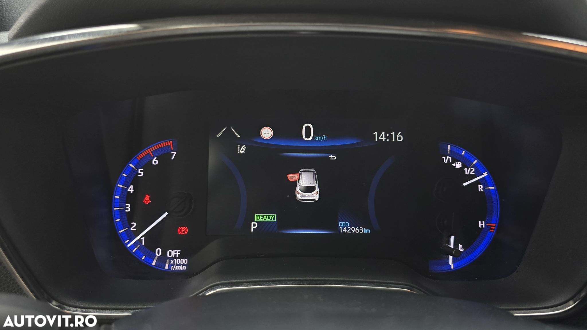 Toyota Corolla 1.8 HSD Dynamic - 16