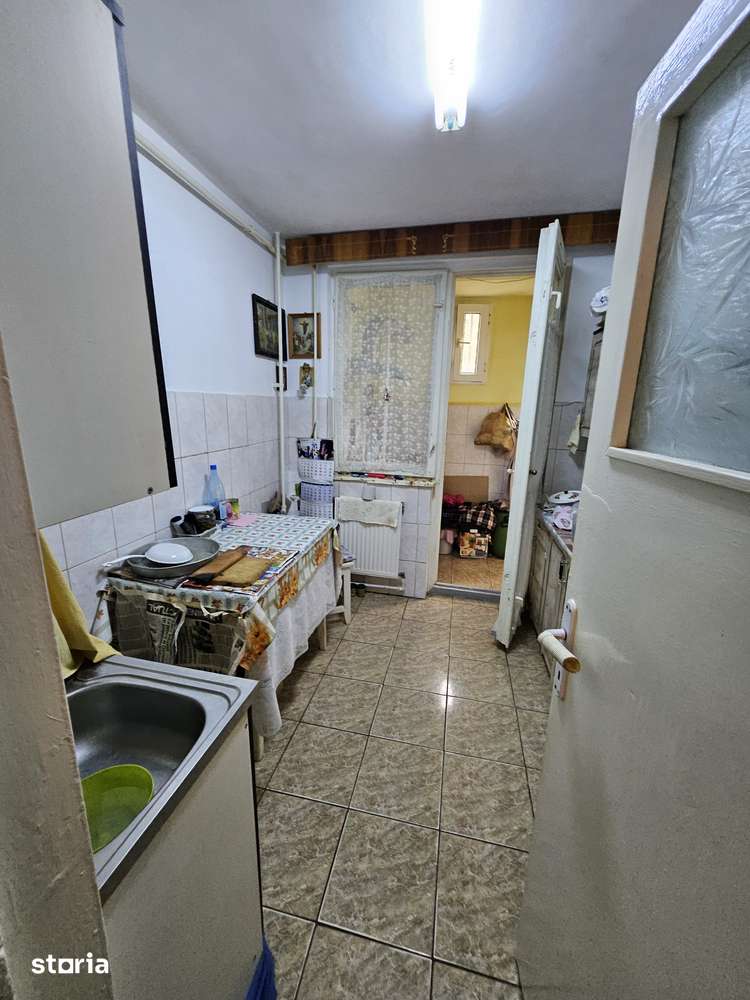 2 camere Țiglina 2 etaj 2 — fotografia 1