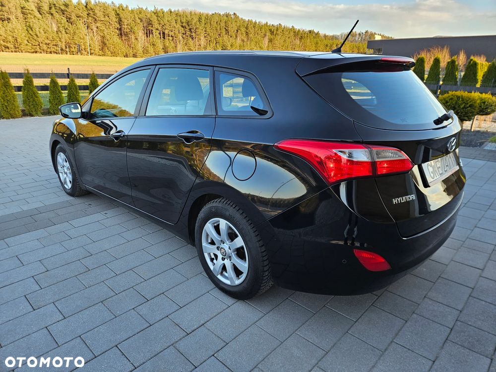 Hyundai i30 i30cw 1.6 Automatik Trend - 3