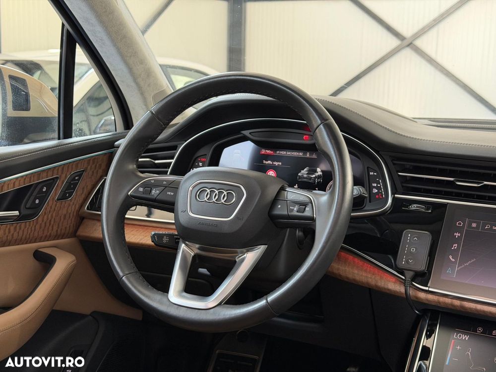 Audi Q7 50 TDI quattro Tiptronic MHEV S Line - 11