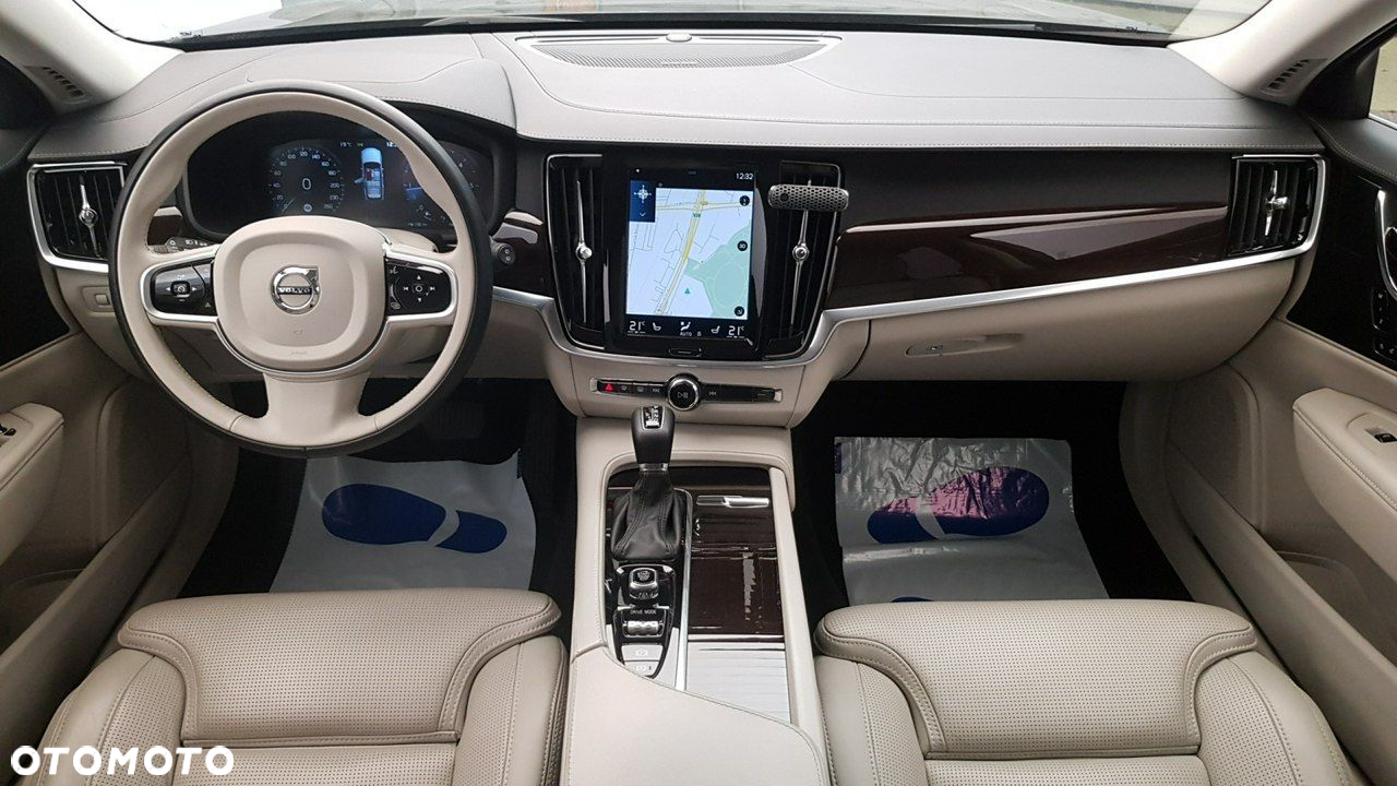 Volvo V90 - 19