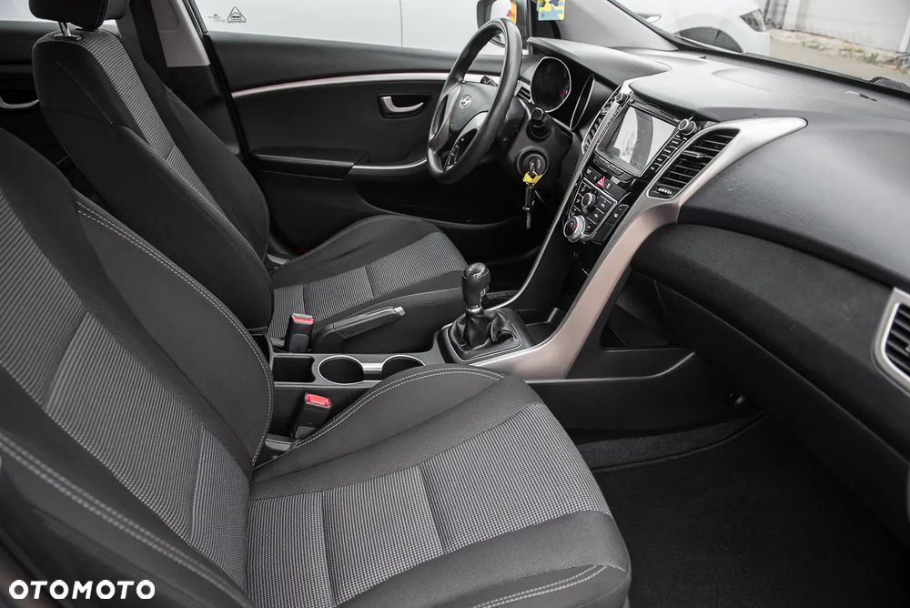 Hyundai i30 1.4 Premium - 27