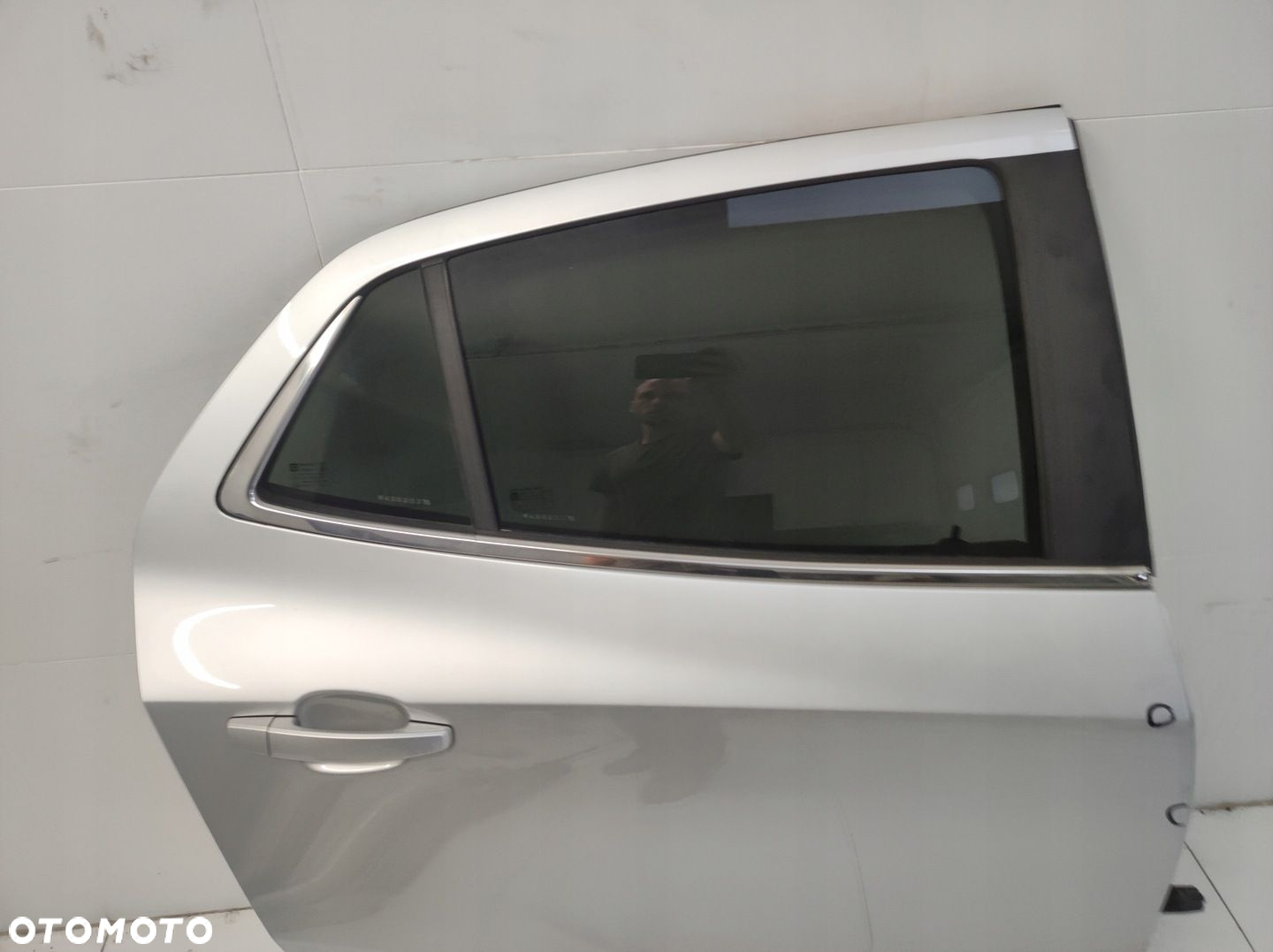 DRZWI TYŁ TYLNE PRAWE OPEL MOKKA X LIFT - 2