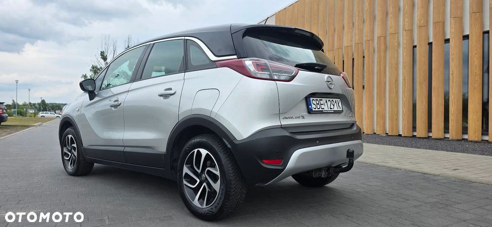 Opel Crossland X 1.2 T Design Line S&S - 11