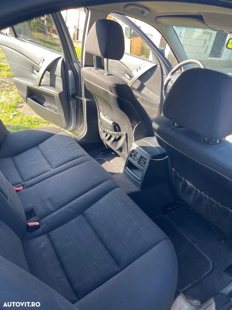 BMW i5 ver-520i - 11