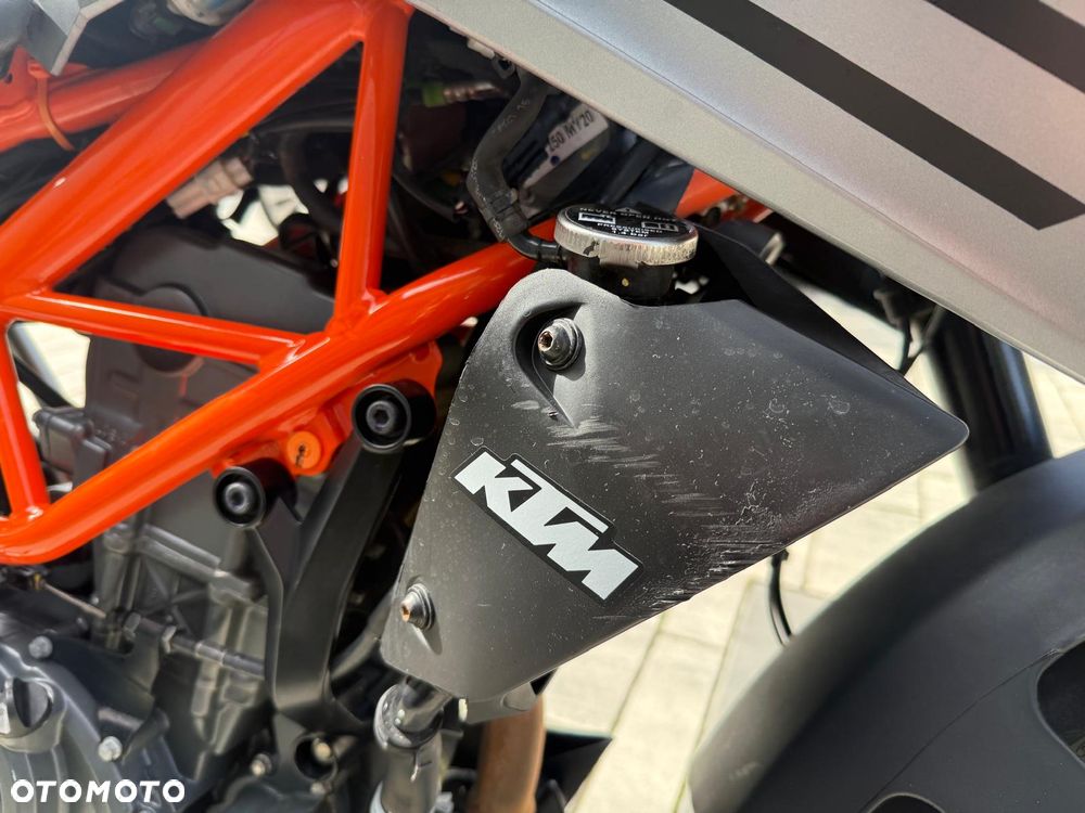 KTM Duke 125 - 15