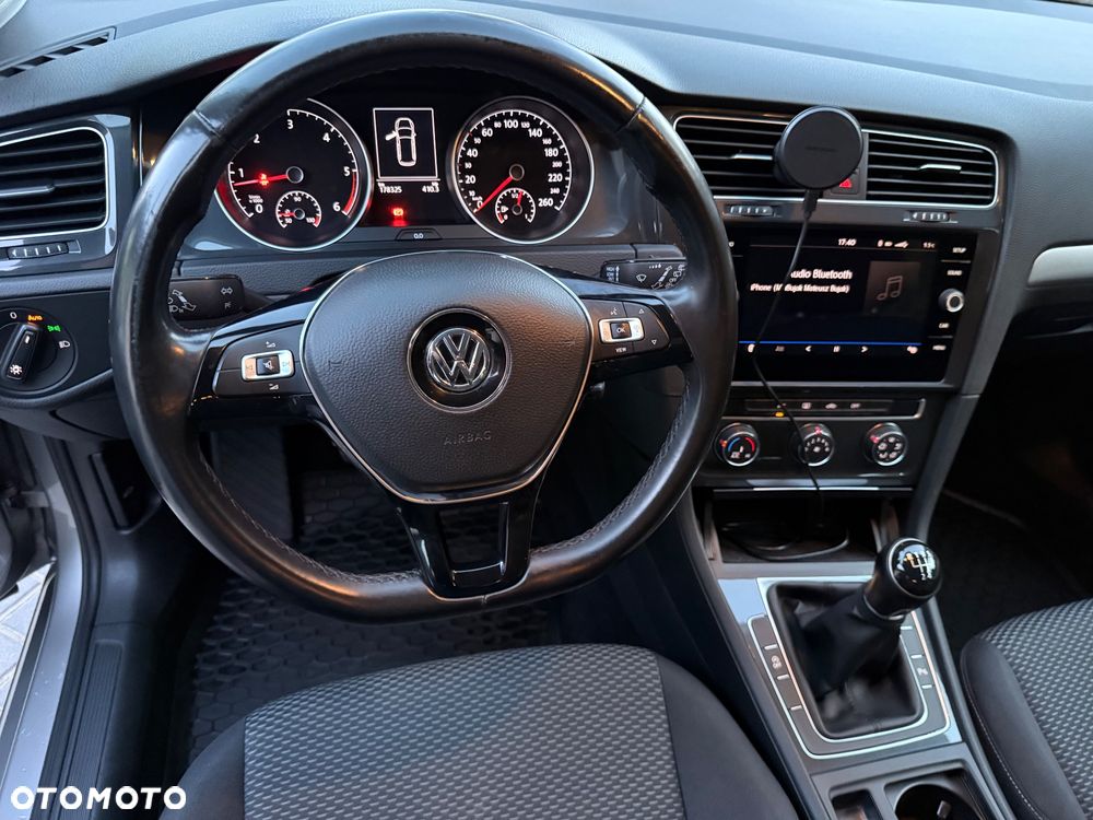 Volkswagen Golf 1.6 TDI BMT Comfortline - 37