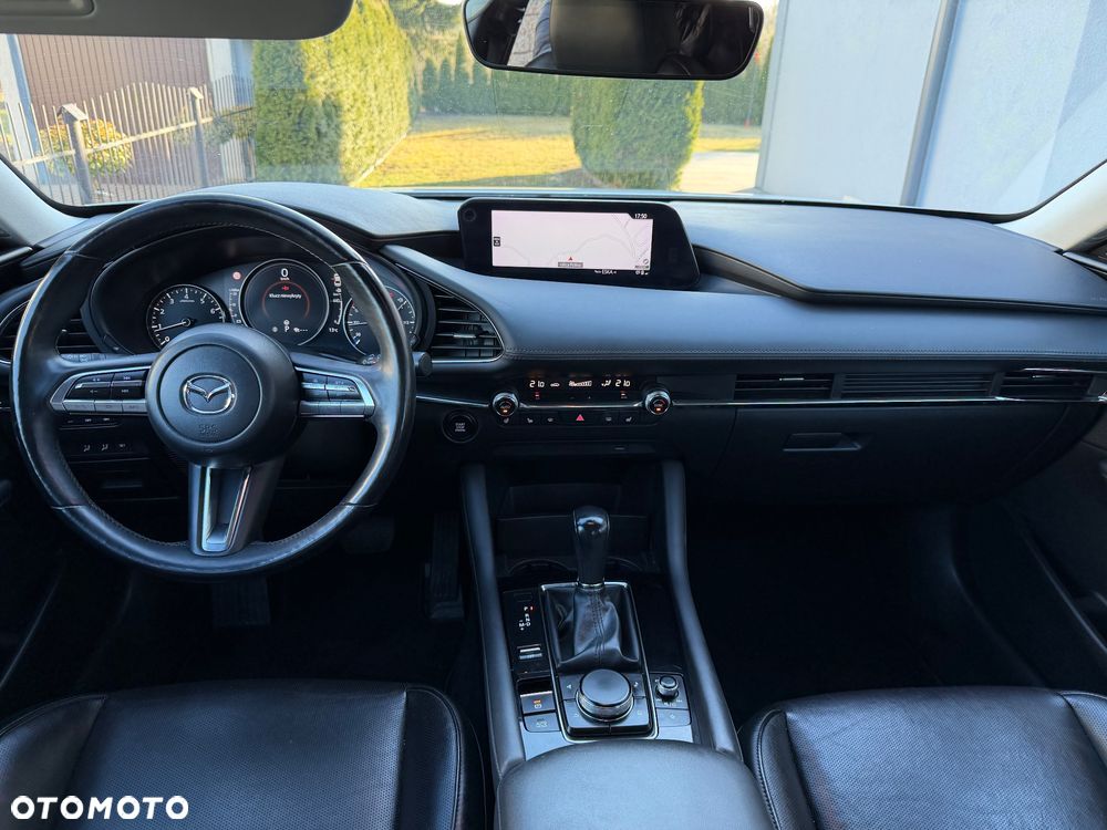 Mazda 3 2.0 mHEV Hikari - 8