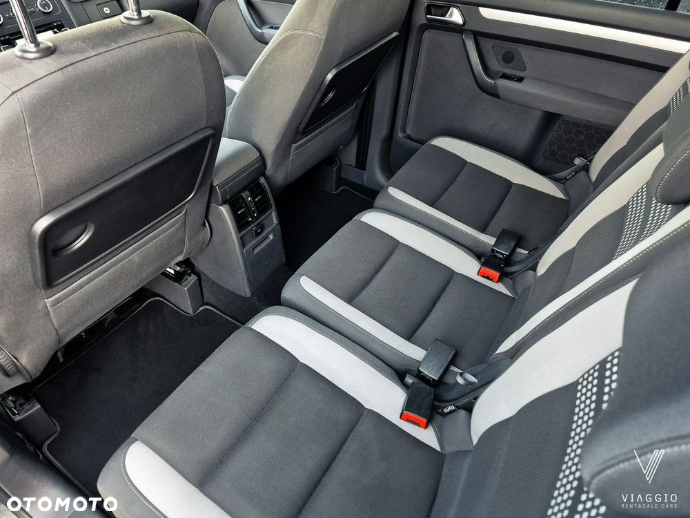 Volkswagen Touran 2.0 TDI Highline - 19