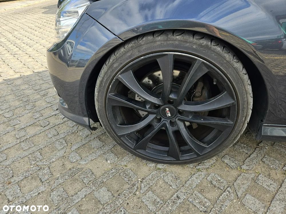 Mercedes-Benz Klasa C 350 Avantgarde - 16