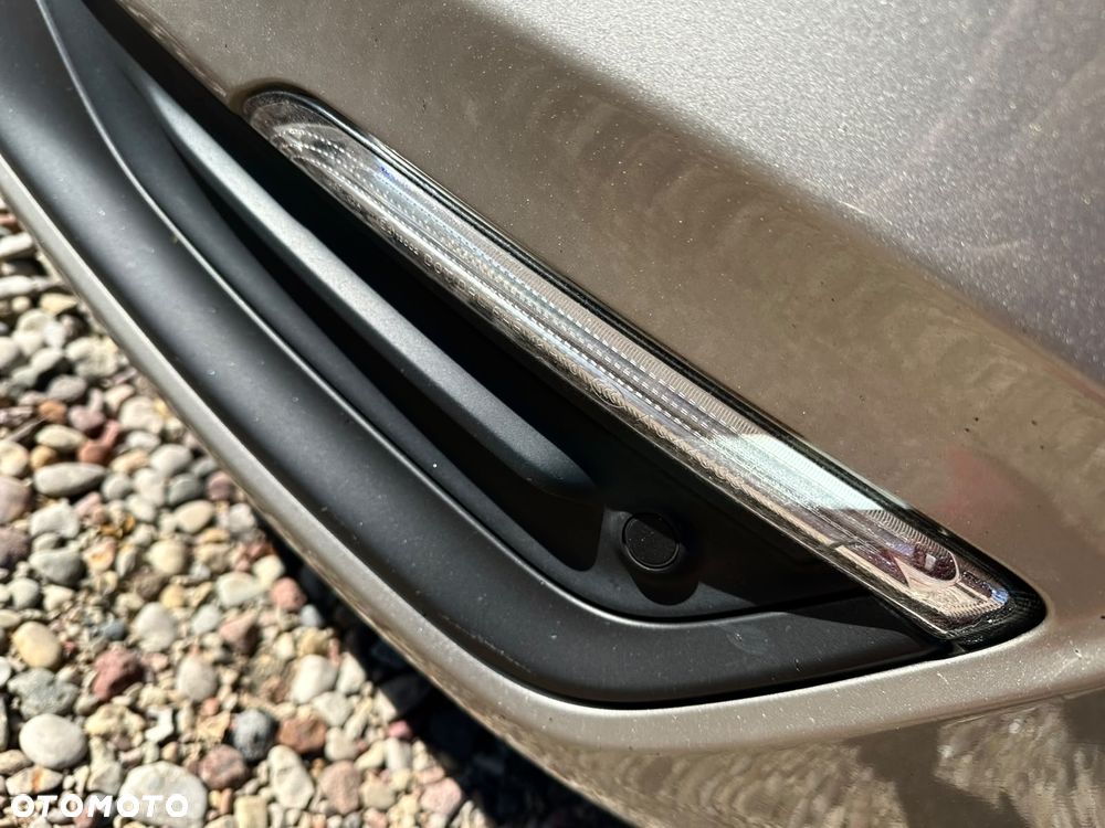 Volvo V60 D4 Momentum - 32