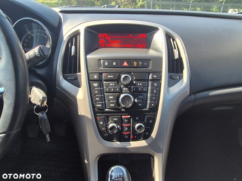 Opel Astra 1.4 T Cosmo S&S - 22