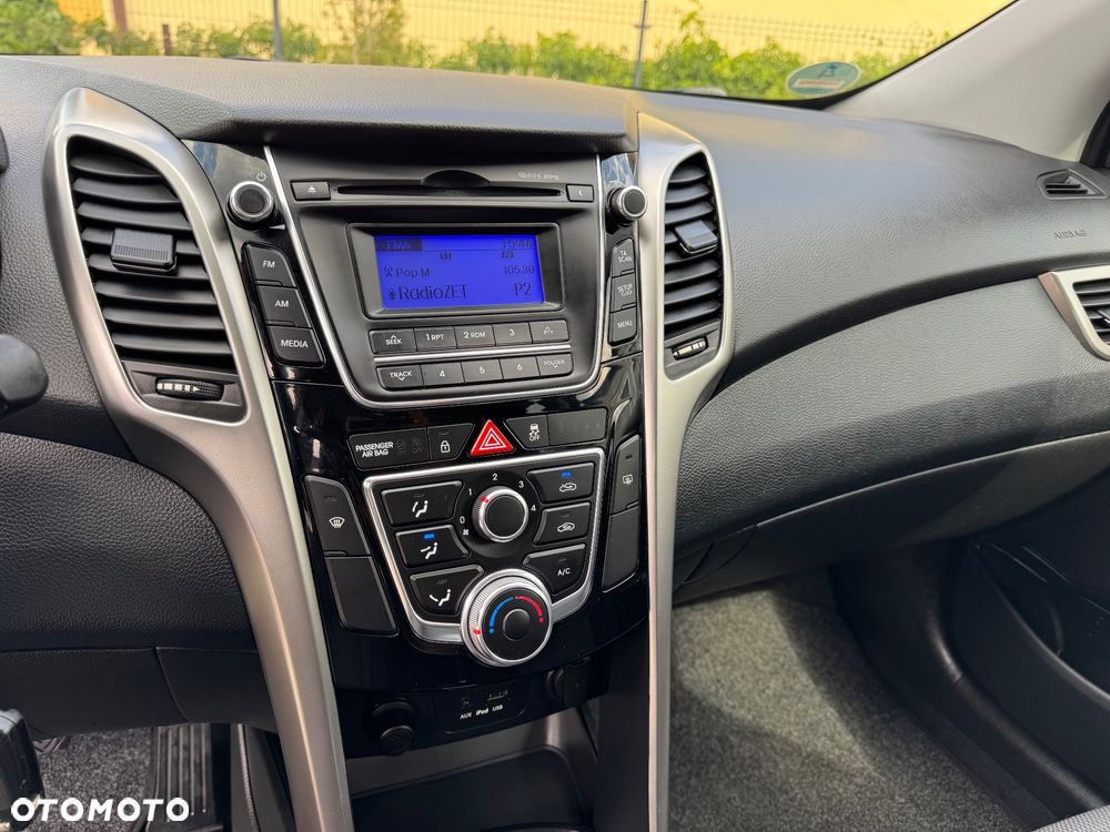Hyundai i30 1.6 GDI Premium - 22