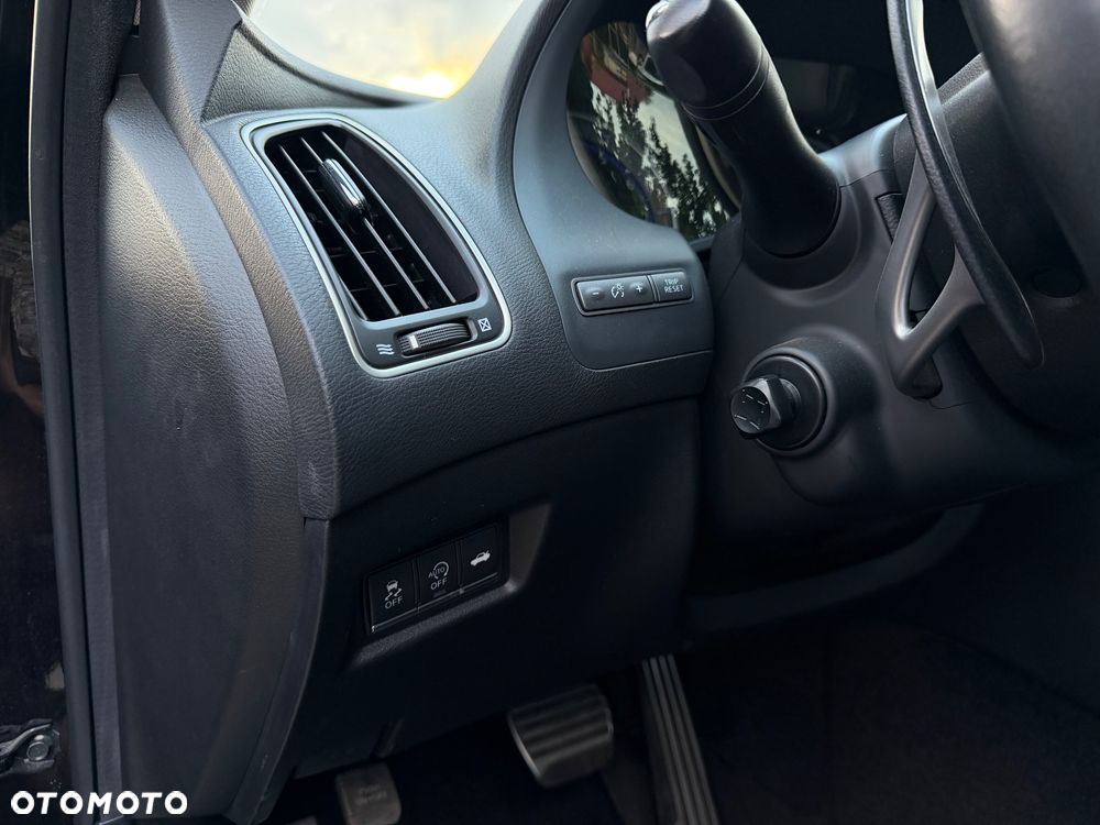 Infiniti Q50 2.0t Premium Sound Studio by Bose - 20