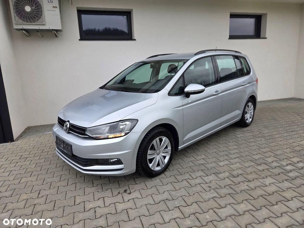 Volkswagen Touran - 6