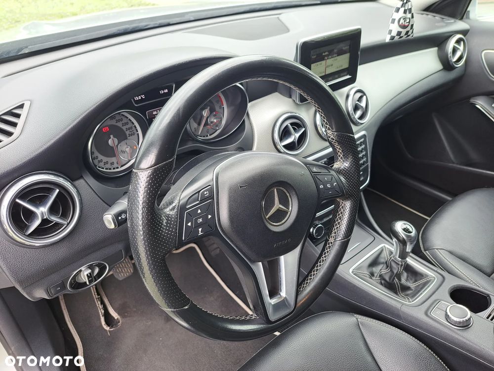 Mercedes-Benz GLA 200 (CDI) d - 12