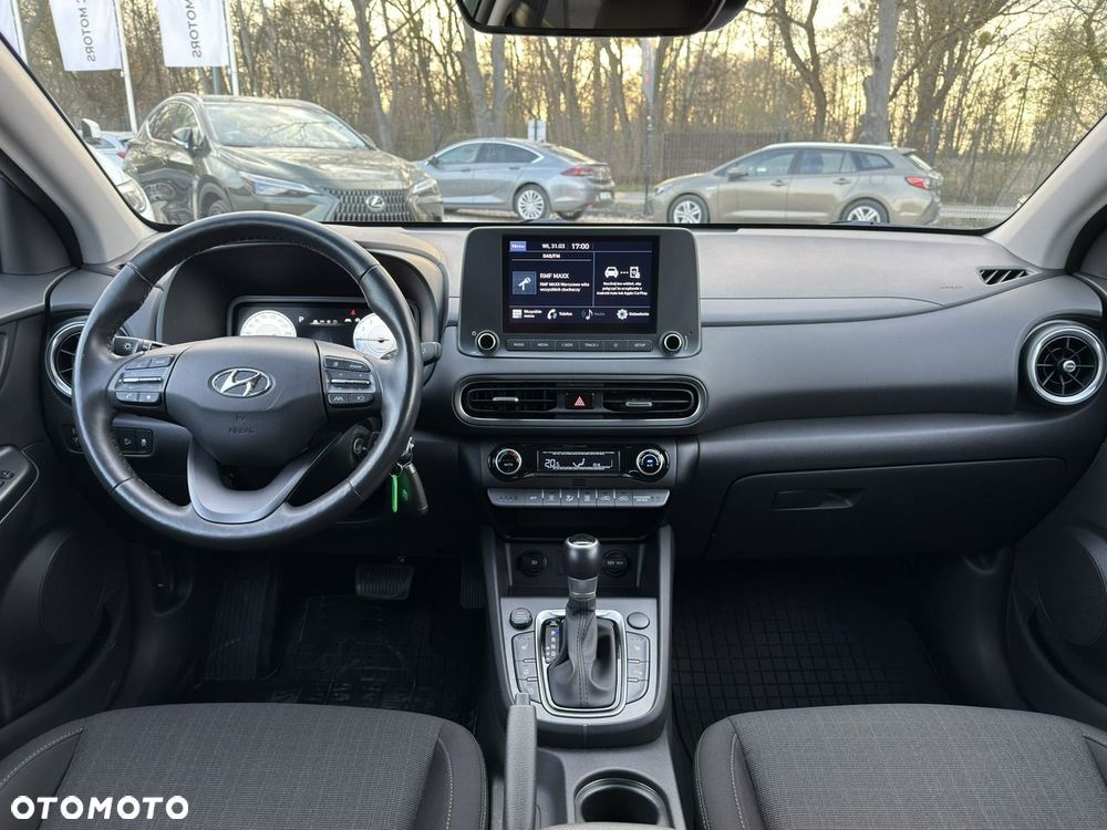 Hyundai Kona - 17