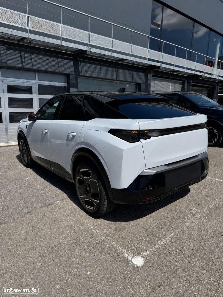 Peugeot E-3008 73 kWh GT - 2