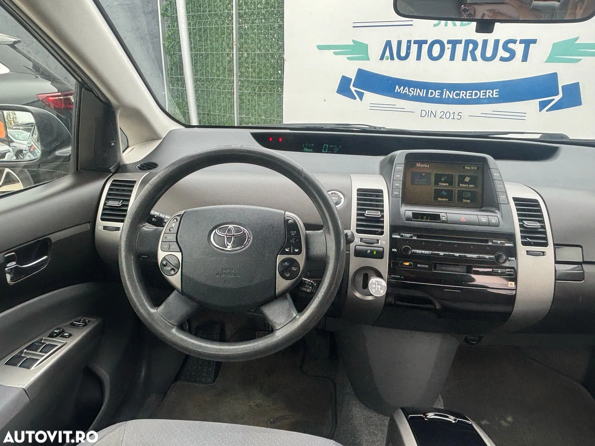Toyota Prius (Hybrid) Luna - 9