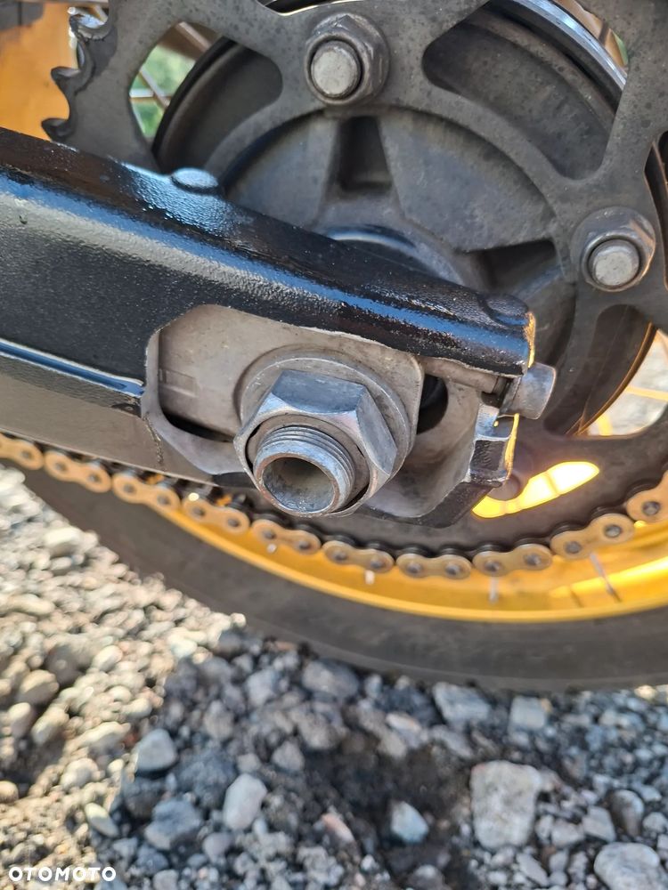BMW F - 14
