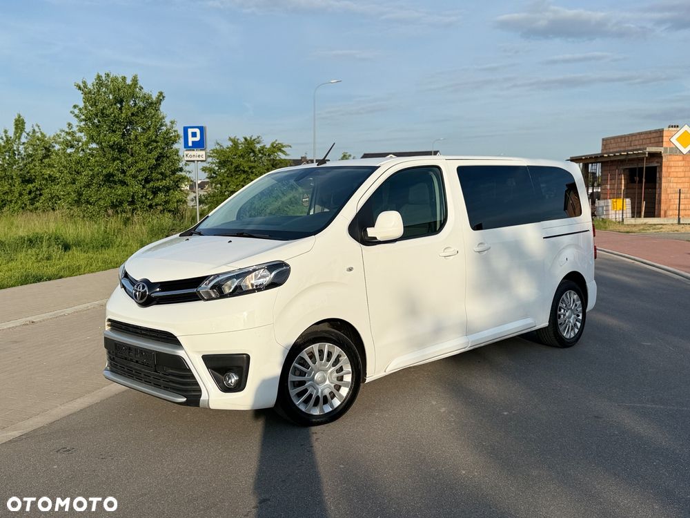 Toyota Proace Verso 1,5-l-D-4D L1 (8-Si.) Family - 1