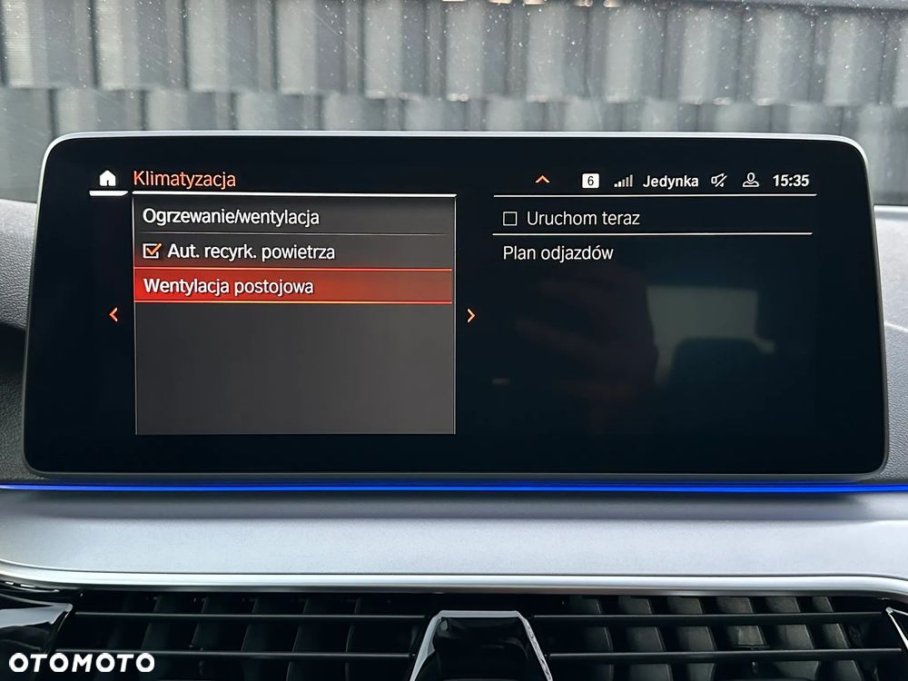 BMW Seria 5 520d xDrive - 37