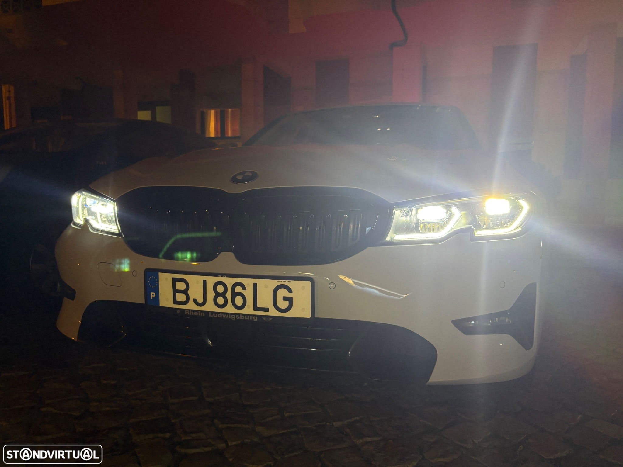 BMW 330 e Auto - 22