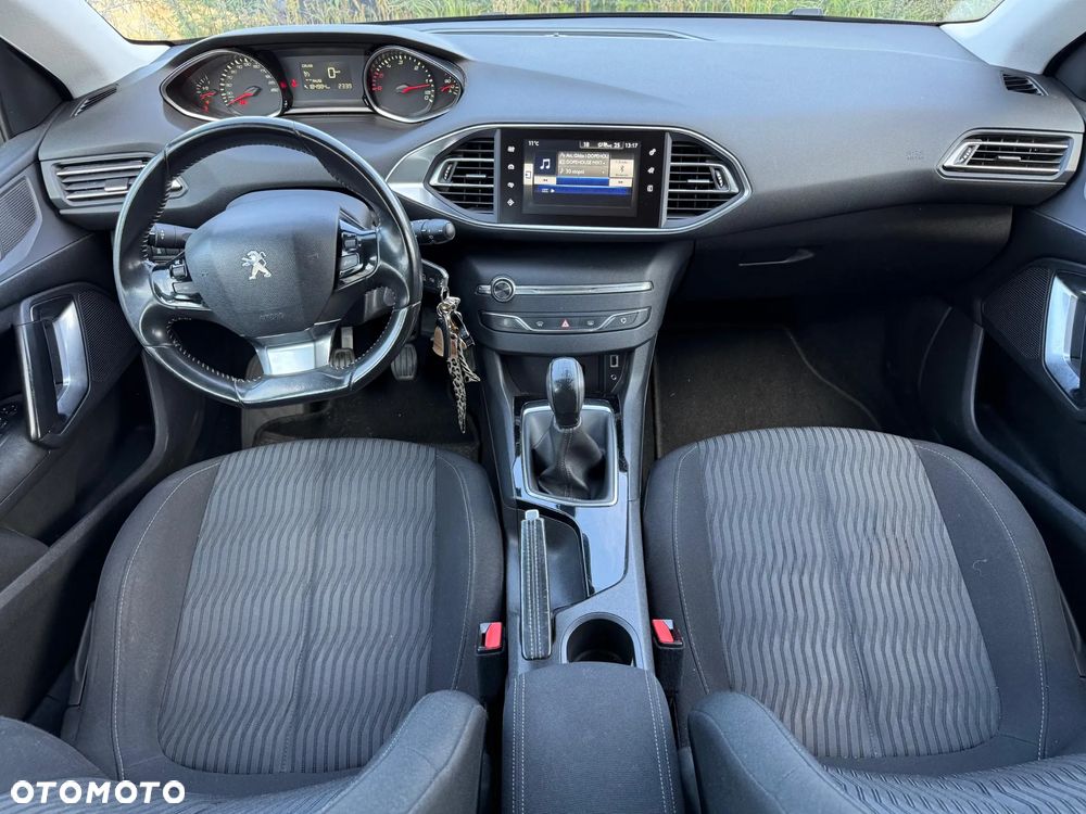 Peugeot 308 - 11