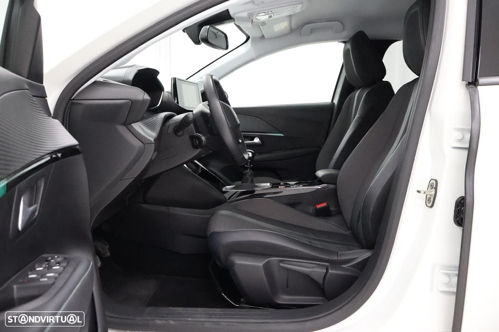 Peugeot 208 1.2 PureTech Allure - 12