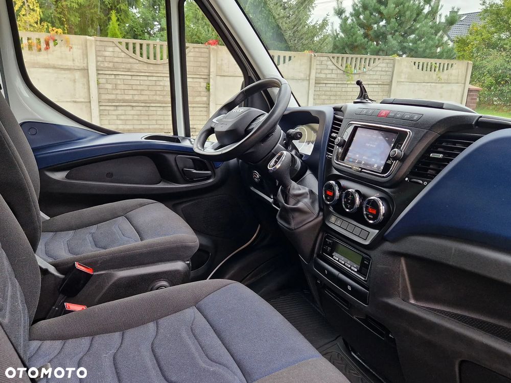 Iveco DAILY - 22