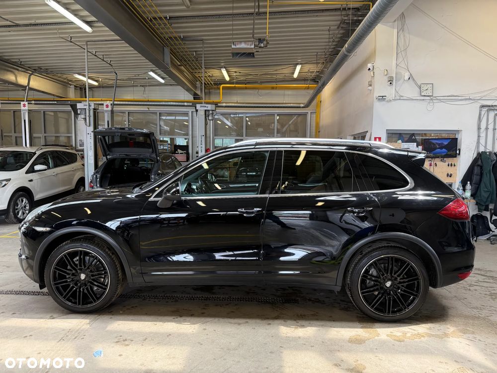 Porsche Cayenne - 5