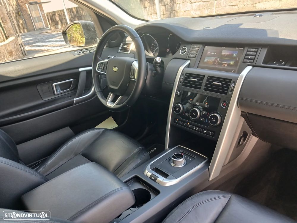 Land Rover Discovery Sport 2.0 TD4 HSE Luxury 7L Auto - 25