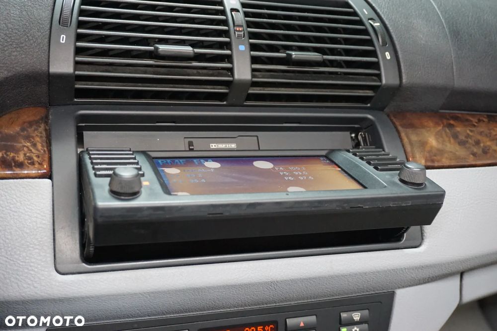 BMW X5 - 30