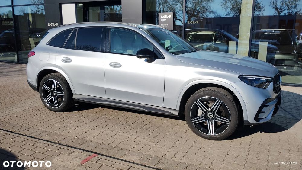 Mercedes-Benz GLC 300 e PHEV 4-Matic AMG Line - 9