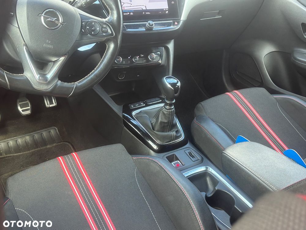 Opel Corsa 1.2 Direct Injection Turbo Start/Stop GS - 22