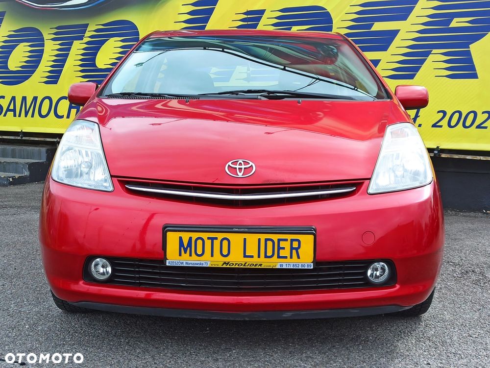 Toyota Prius - 3