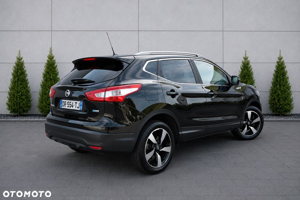 Nissan Qashqai 1.5 dCi N-Connecta - 4