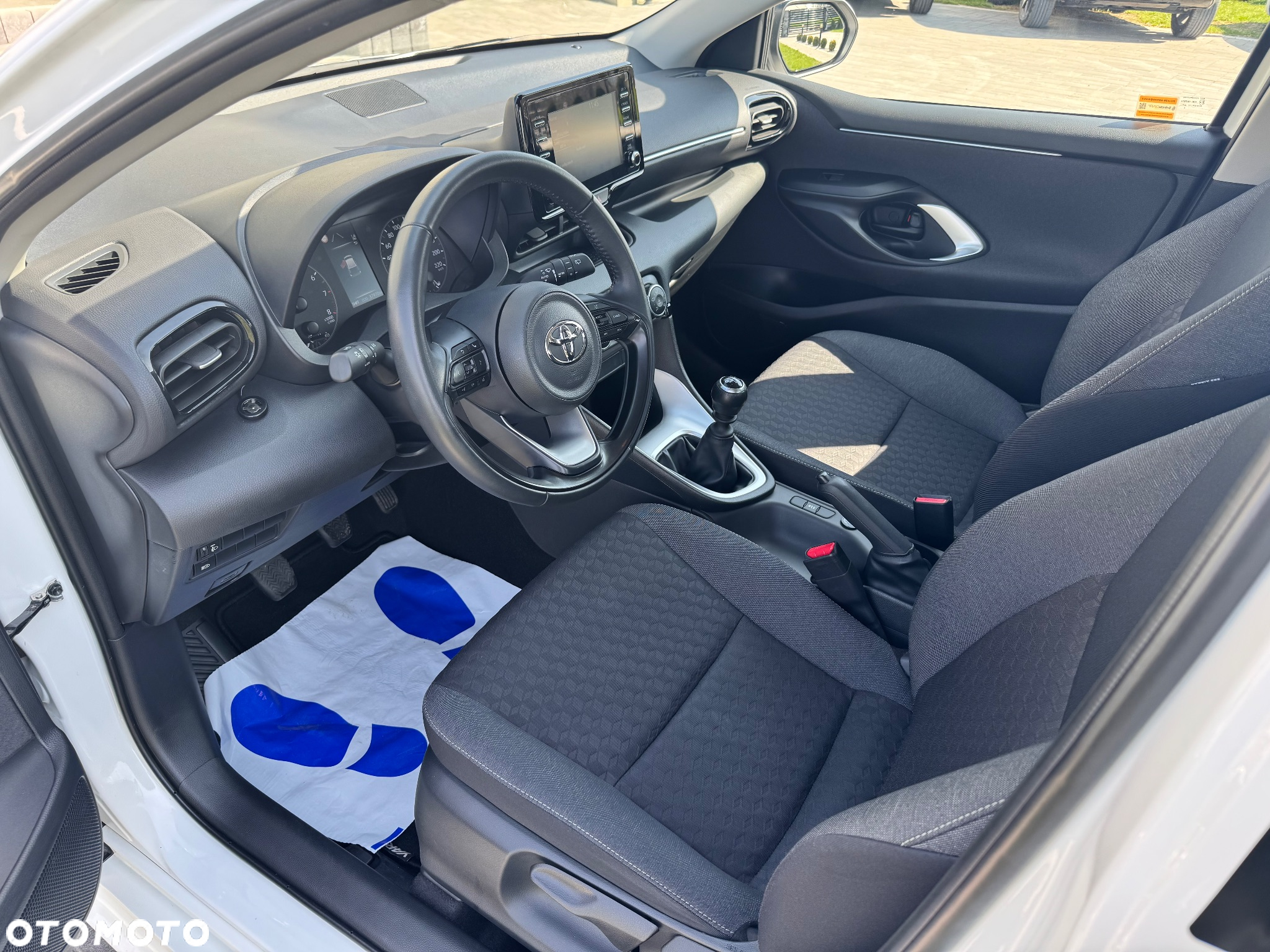 Toyota Yaris 1.5 Comfort - 9