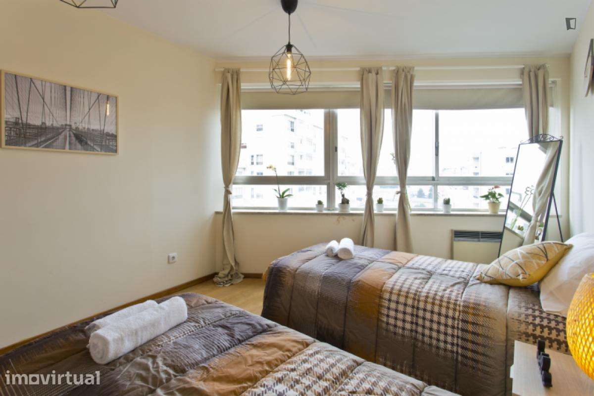 Apartamento com 1 quartos - localizado em Cedofeita Porto - Grande imagem: 3/25