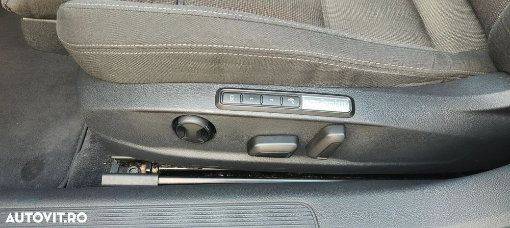 Volkswagen Passat 2.0 TDI SCR DSG - 9