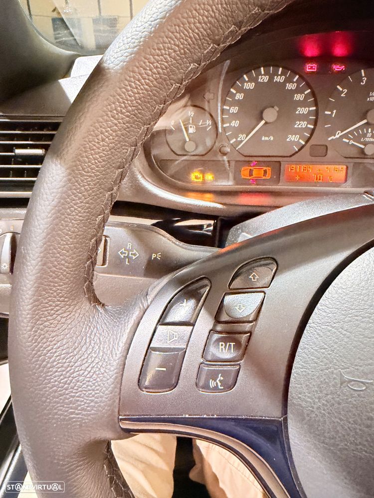 BMW 318 Ci Edition Sport - 38